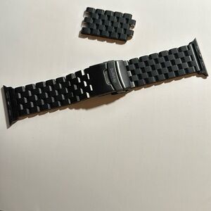 Bullstrap Metal Apple Watch Band 45/49mm with extra links